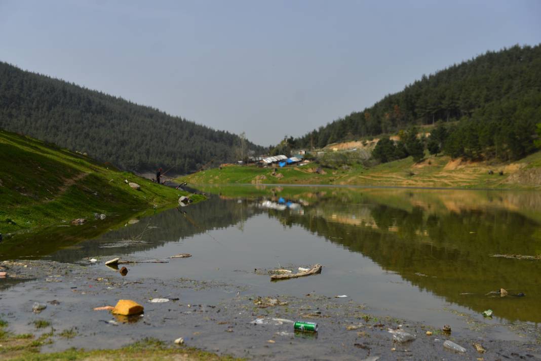 Demirtaş Barajı’nın kıyısı, piknikçilerin bıraktığı atıklarla çöplüğe döndü: Hayvanlar atıklardan zehirleniyor 3